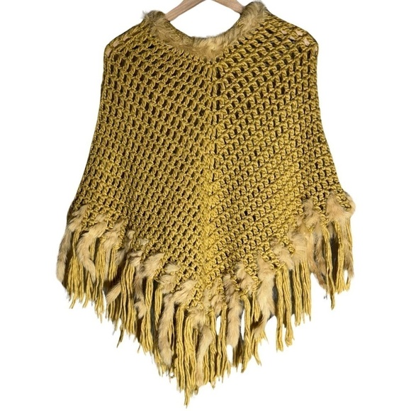 Kenneth Cole Poncho/Shawl with Rabbit Fur Trim - Picture 2 of 5